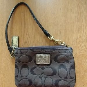 Coach Poppy Wristlet